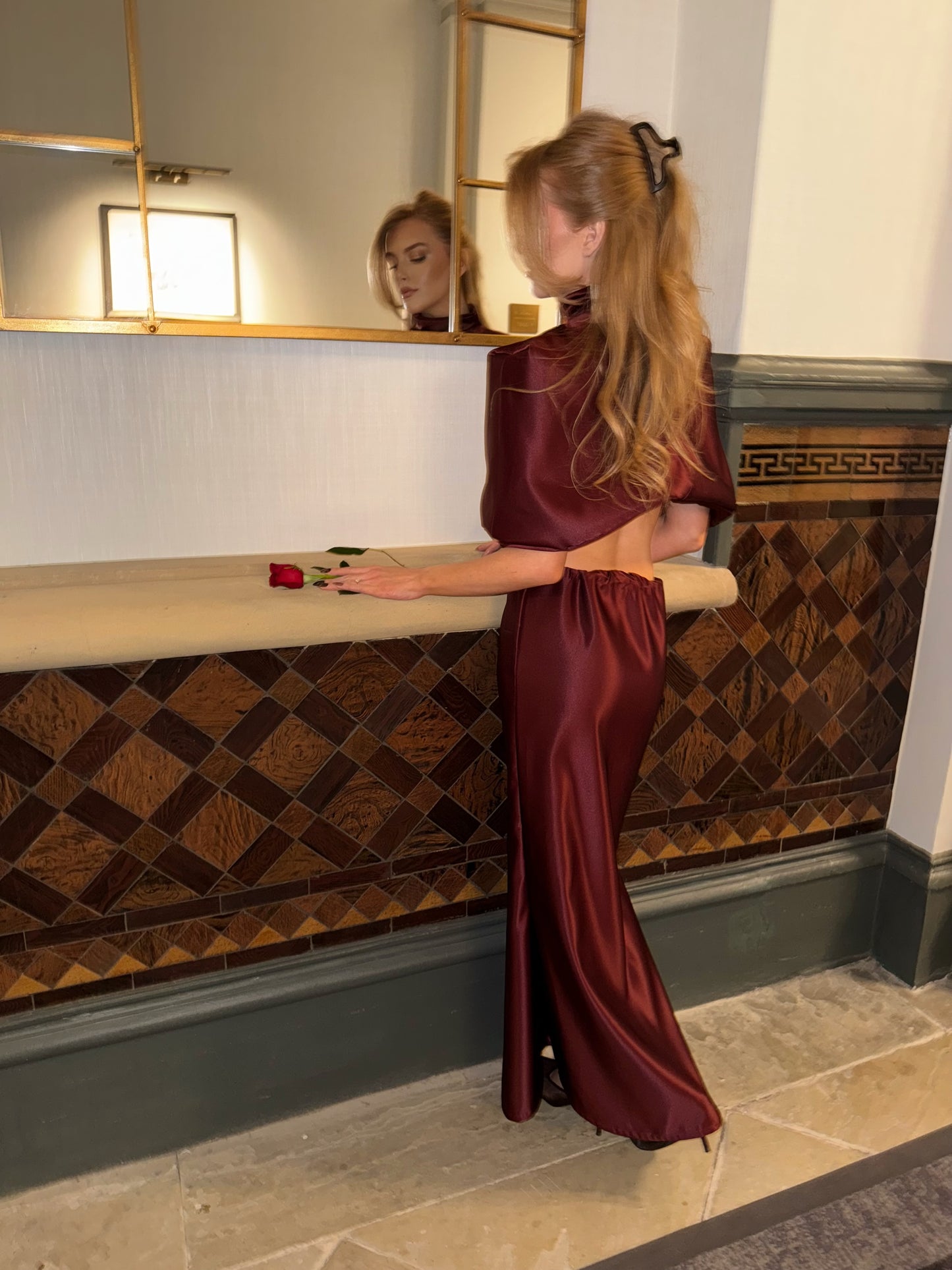 Noire Cape & Skirt Burgundy